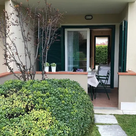 Fronte Lago E Vicinissimo Alle Terme * סירמיונה